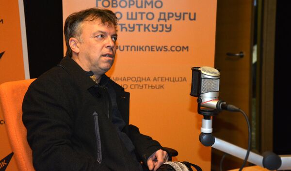 Др Неле Карајлић у студију Радија Спутњик Др Неле Карајлић у студију Радија Спутњик - Sputnik Србија