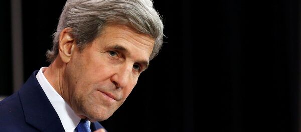 Američki državni sekretar Džon Keri na konferenciji za medije u okviru sastanka ministara spoljnih poslova članica NATO-a Američki državni sekretar Džon Keri na konferenciji za medije u okviru sastanka ministara spoljnih poslova članica NATO-a - Sputnik Srbija