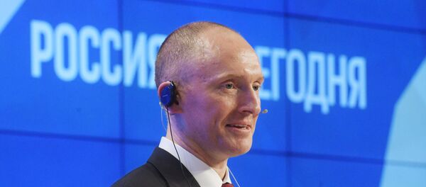 Savetnik za međunarodne odnose izbornog štaba Donalda Trampa, Karter Pejdž, govori na prezentaciji u novinskoj agenciji Rusija sevodnja - Sputnik Srbija