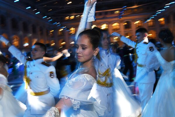 Prvi Međunarodni kadetski bal u Kremlju - Sputnik Srbija
