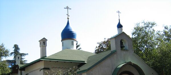 Храм Свете тројице у Београду, познатији као Руска црква, подигнут је 1924. године. У темељима је грумен земље донет из Русије. - Sputnik Србија