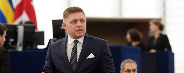 Словачки премијер Роберт Фицо говори на дебати у Европском парламенту у Стразбуру - Sputnik Србија