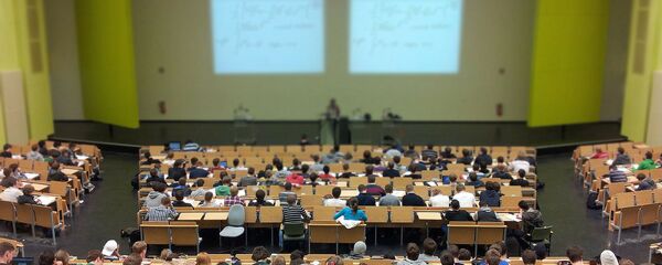 Studetni u amfiteatru Studetni u amfiteatru - Sputnik Srbija