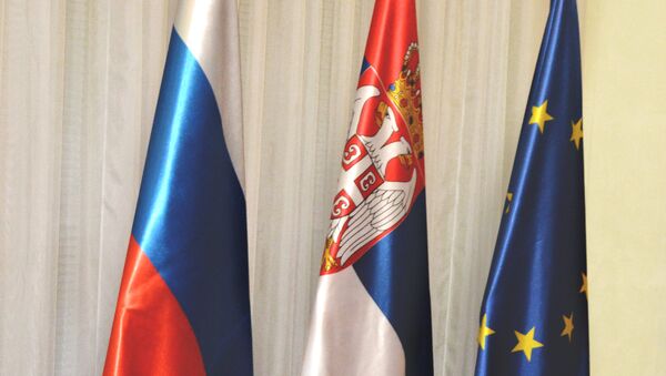 Zastave Rusije, Srbije i EU - Sputnik Srbija
