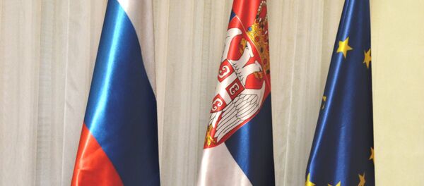 Zastave Rusije, Srbije i EU Zastave Rusije, Srbije i EU - Sputnik Srbija