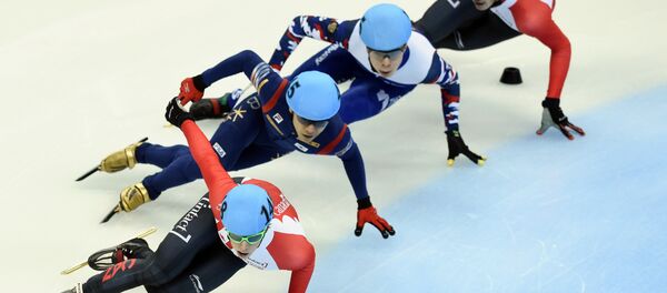 Такмичари у брзом клизању на Светском купу у Шангају Такмичари у брзом клизању на Светском купу у Шангају - Sputnik Србија