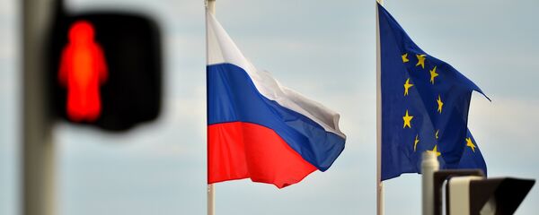 Заставе Русије и ЕУ Заставе Русије и ЕУ - Sputnik Србија
