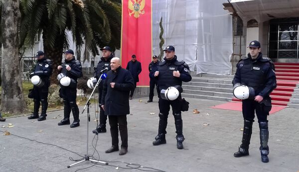 Протест Радничке партије против мера штедње. - Sputnik Србија