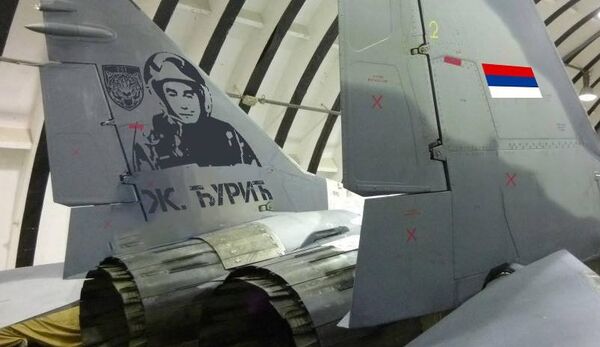 Студенти за истину - предлог изгледа српског МИГ-29 - Sputnik Србија