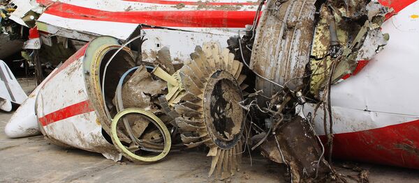 Олупина авиона Ту-154 у којем је погинуо пољски председник Лех Качињски - Sputnik Србија