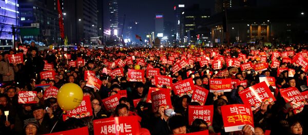 Протест у Сеулу против председнице Парк Геун-хје Протест у Сеулу против председнице Парк Геун-хје - Sputnik Србија