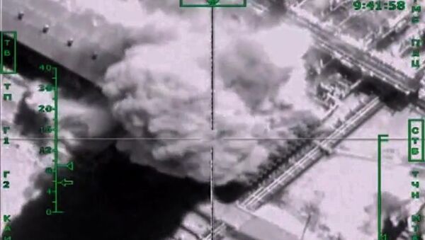 Vazdušni udari ruskih aviona po pozicijama DAEŠ-a u Siriji - Sputnik Srbija