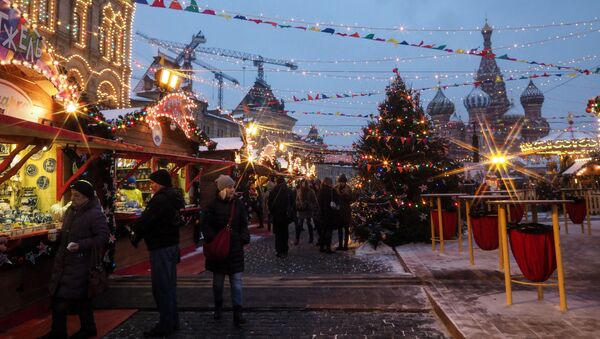 Novogodišnji vašar na Crvenom trgu u Moskvi - Sputnik Srbija
