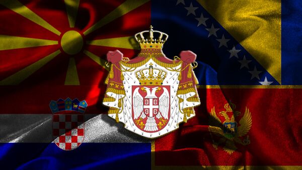 Zastave Hrvatske, Makedonije, Crne Gore, Bih i grb Srbije - Sputnik Srbija