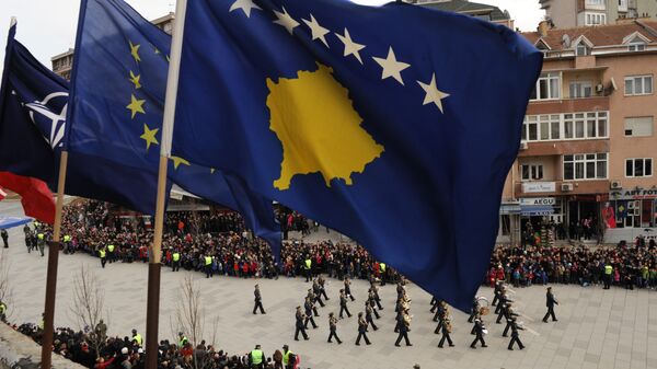 Vojna parada tzv. Kosova u Prištini održana 17. feb. 2013. - Sputnik Srbija