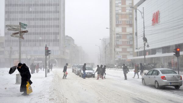Снежна мећава у Нишу, 6. јануара. - Sputnik Србија