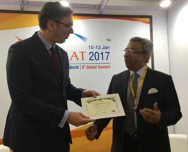 Александар Вучић са председником привредних комора - Sputnik Србија