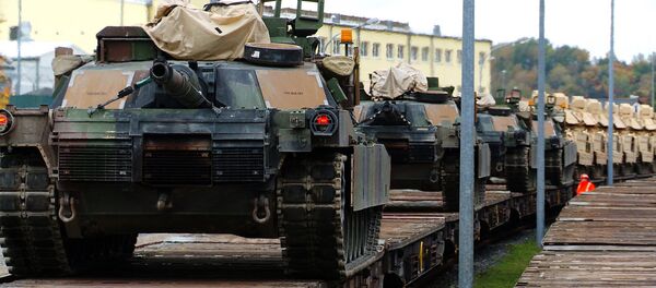 Američki tenkovi stižu u Poljsku Američki tenkovi stižu u Poljsku - Sputnik Srbija