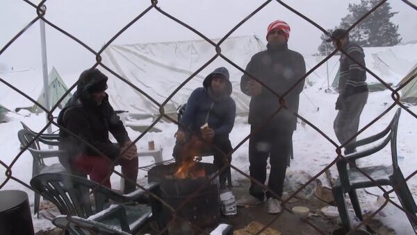 Solun na minusu: migranti na udaru ledenog talasa - Sputnik Srbija