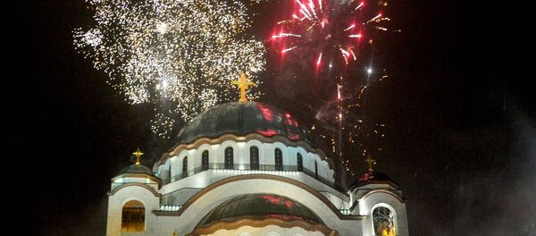 Дочеч Српске нове године испред Храма Дочеч Српске нове године испред Храма - Sputnik Србија