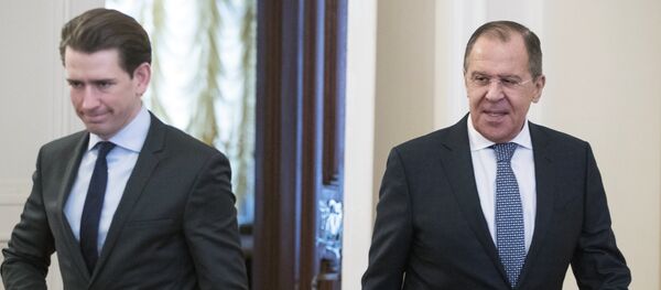 Министар спољних послова Аустрије Себастијан Курц и министар спољних послова Русије Сергеј Лавров долазе на састанак у Москви - Sputnik Србија