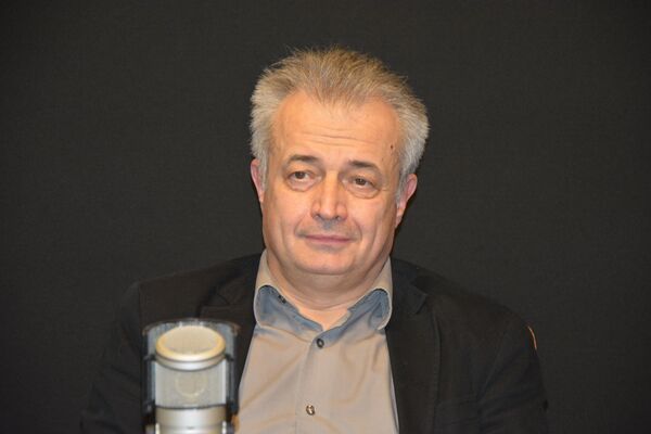Mr Srđan Ognjanović - direktor Matematičke gimnazije Mr Srđan Ognjanović - direktor Matematičke gimnazije - Sputnik Srbija