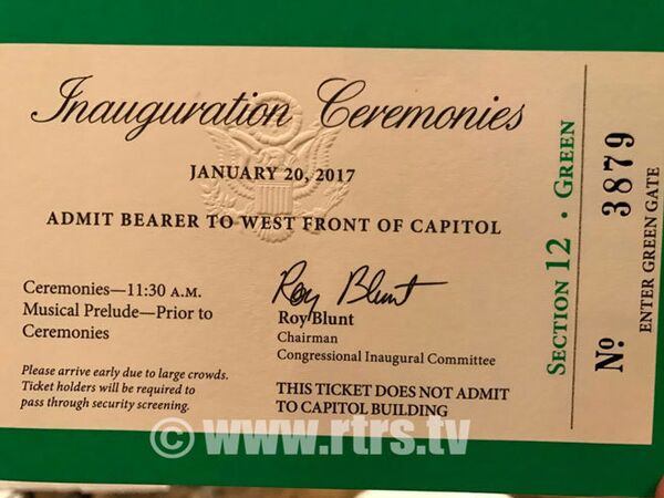 Premijerkina zvanična ulaznica na svečanu inauguraciju, čime su demantovane tvrdnje pojedinaca o pozivnicama sa interneta. - Sputnik Srbija