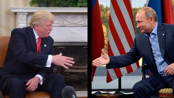 Председник САД Доналд Трамп и председник Русије Владимир Путин - Sputnik Србија
