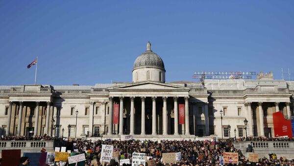 Протести против Трампа у Лондону - Sputnik Србија