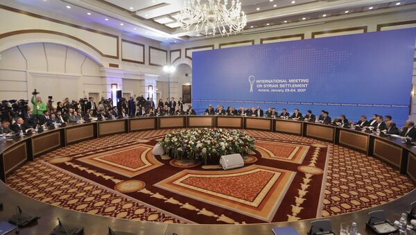 Delegacije Rusije, Irana i Turske vode razgovore u Astani - Sputnik Srbija