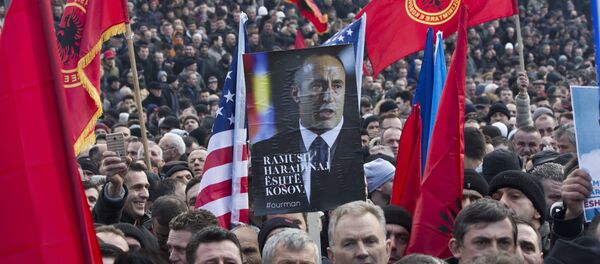 Protesti u Prištini protiv hapšenja Ramuša Haridinaja u Francuskoj. - Sputnik Srbija