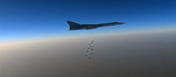 Ruski bombareder Tu-22M3 u akciji na poziciej DAEŠ-a - Sputnik Srbija