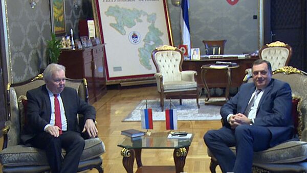 Predsednik Republike Srpske Milorad Dodik razgovarao je danas u Banjaluci sa ambasadorom Ruske Federacije u BiH Petrom Ivancovim. - Sputnik Srbija