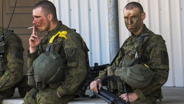 Војници Естоније на војним вежбама са савезницима из НАТО-а - Sputnik Србија