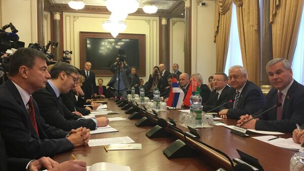 Premijer Aleksandar  Vučić sa delegacijom u zvaničnoj poseti Minsku, Belorusija. - Sputnik Srbija