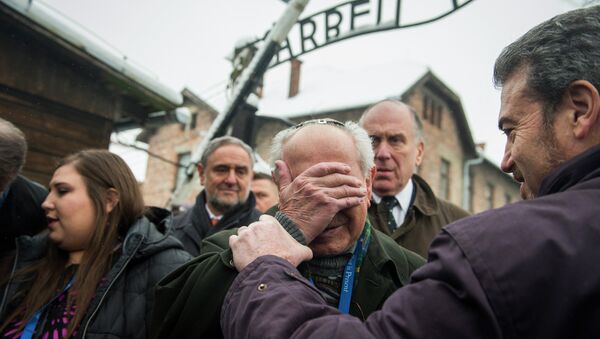 Sećanje na žrtve Holokausta u Aušvicu - Sputnik Srbija