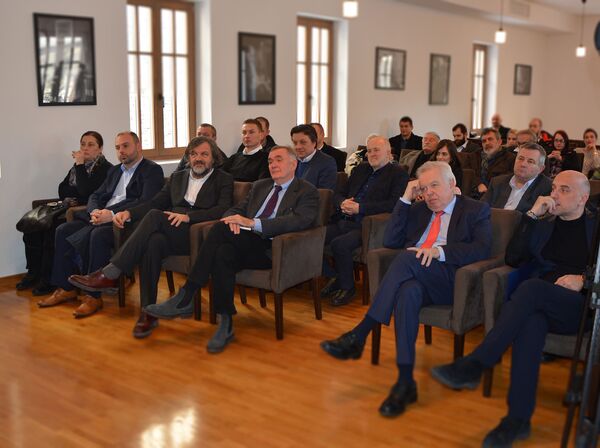 Emir Kusturica, Siniša Kovačević, ambasador Rusije u Bih Petar Ivancov Ivancov i Zahar Prilepin. Emir Kusturica, Siniša Kovačević, ambasador Rusije u Bih Petar Ivancov Ivancov i Zahar Prilepin. - Sputnik Srbija
