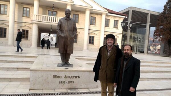 Iranski reditelj Asgar Farhadi sa Emirom Kusturicom u Andrićgradu - Sputnik Srbija