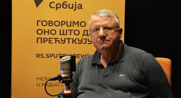 Лидер СРС Војислав Шешељ - Sputnik Србија