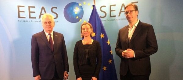 Томислав Николић, Федерика Могерини и Александар Вучић у Бриселу. - Sputnik Србија