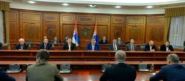 Ђурић и Вучић са политичким представницима Срба са Косова и Метохије Ђурић и Вучић са политичким представницима Срба са Косова и Метохије - Sputnik Србија