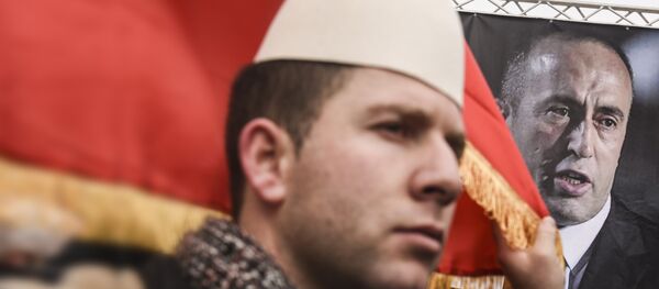 Albanac na protestu protiv hapšenja Ramuša Haradinaja Albanac na protestu protiv hapšenja Ramuša Haradinaja - Sputnik Srbija