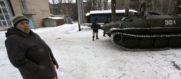 Evakuacija žitelja u Donjecku, Ukrajina - Sputnik Srbija