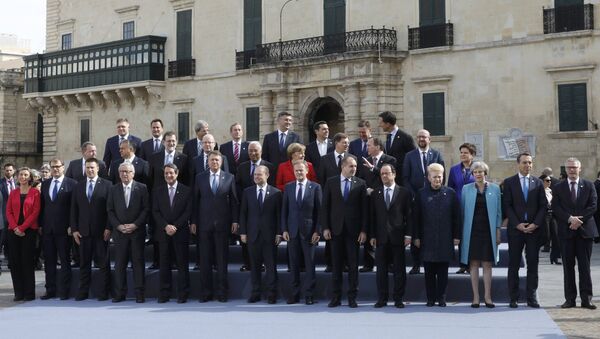 Лидери чланица ЕУ снимљени на самиту у Малти - Sputnik Србија