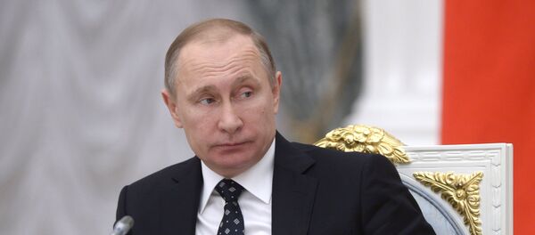 Predsednik Rusije Vladimir Putin tokom zasedanja Saveta za nauku i obrazovanje Predsednik Rusije Vladimir Putin tokom zasedanja Saveta za nauku i obrazovanje - Sputnik Srbija