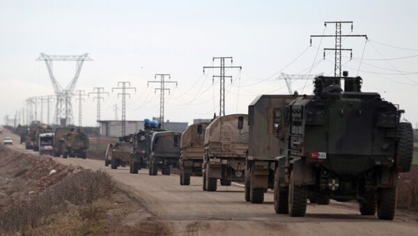 Турска војна возила крећу се према граду Ел Баб у Сирији - Sputnik Србија
