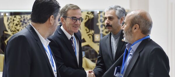 Учесници седнице оперативне групе Русије, Турске и Ирана за контролу преговора у Сирији која се одржава у Астани Учесници седнице оперативне групе Русије, Турске и Ирана за контролу преговора у Сирији која се одржава у Астани - Sputnik Србија