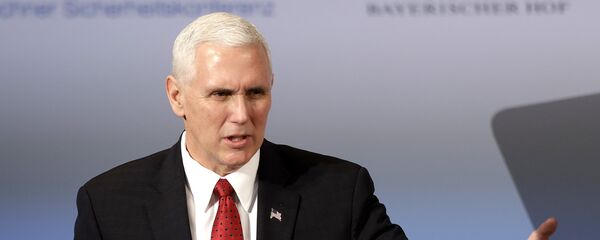 Потпредседник САД Мајк Пенс на Безбедносној конференцији у Минхену Потпредседник САД Мајк Пенс на Безбедносној конференцији у Минхену - Sputnik Србија