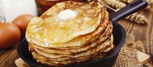 Палачинке на тигању - Sputnik Србија
