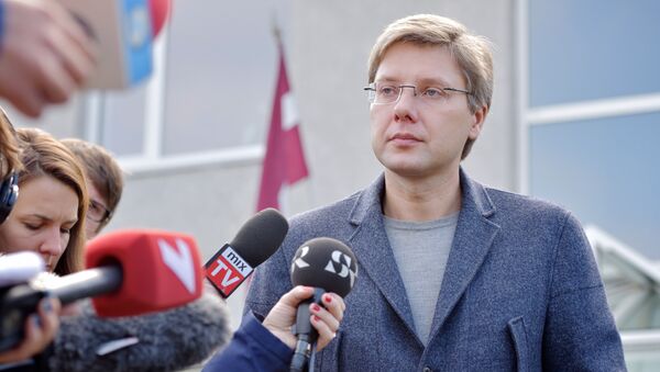 Lider proruske letonske partije Centar harmonije i gradonačelnik Rige Nil Ušakov govori nakon glasanja u Rigi - Sputnik Srbija